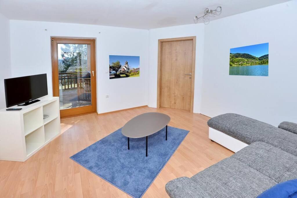 Bach  Ferienwohnung Karawankenblick מראה חיצוני תמונה